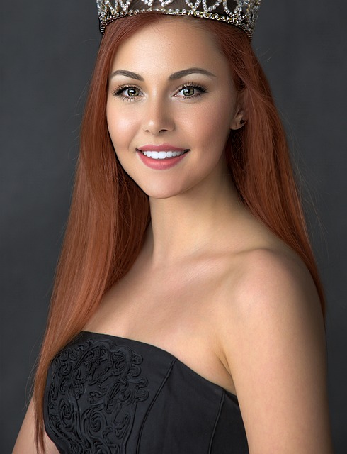 也再一次坚 也再一次坚